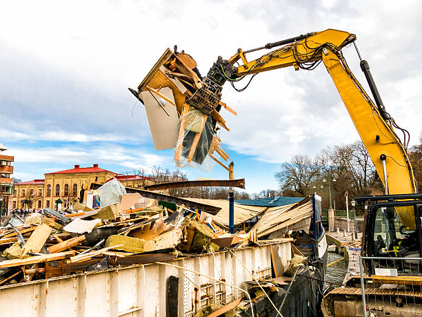 Best Commercial Cleanout Services  in Dundee, MI